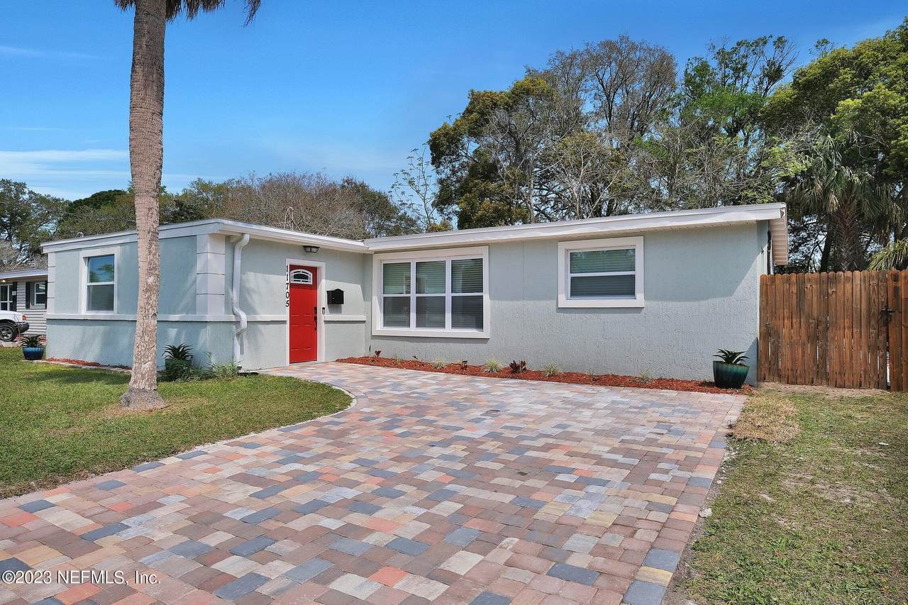 11705 Cape Horn Ave - Photo 1