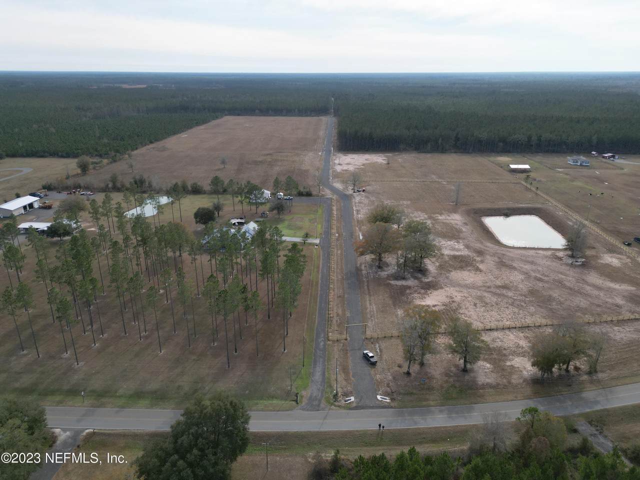 7559 Lucky Seven Ranch Rd - Photo 1