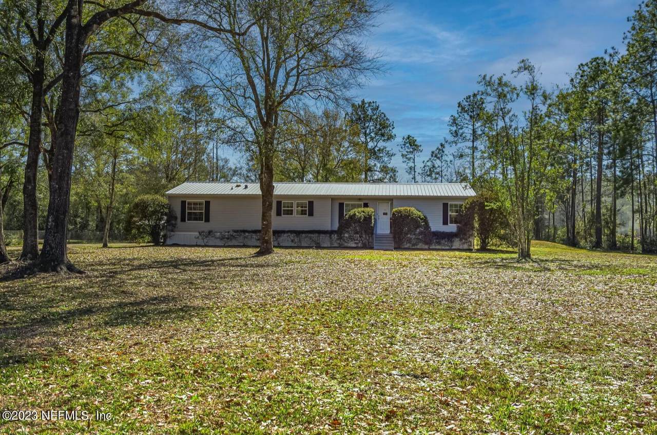 4425 Florence St - Photo 1