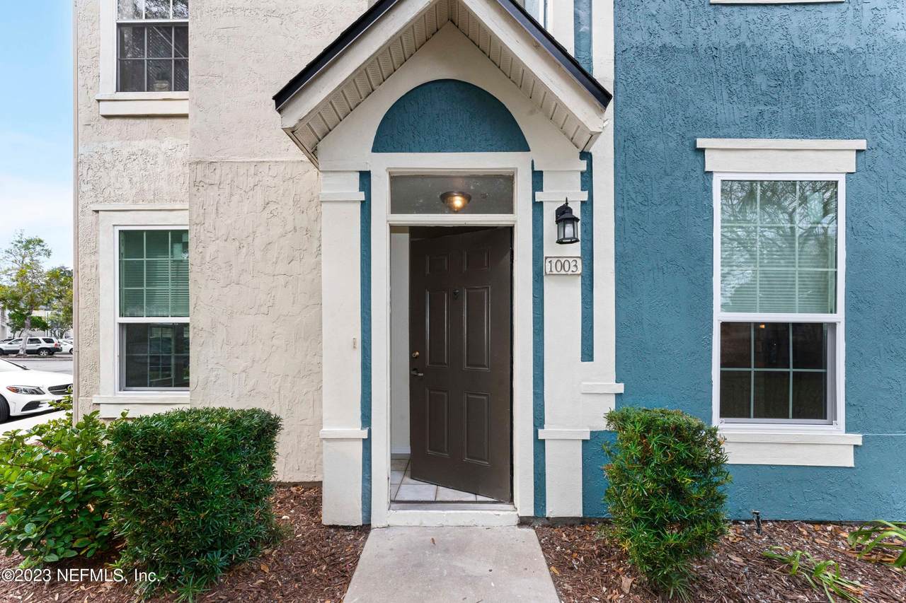 13700 Richmond Park Dr - Photo 1