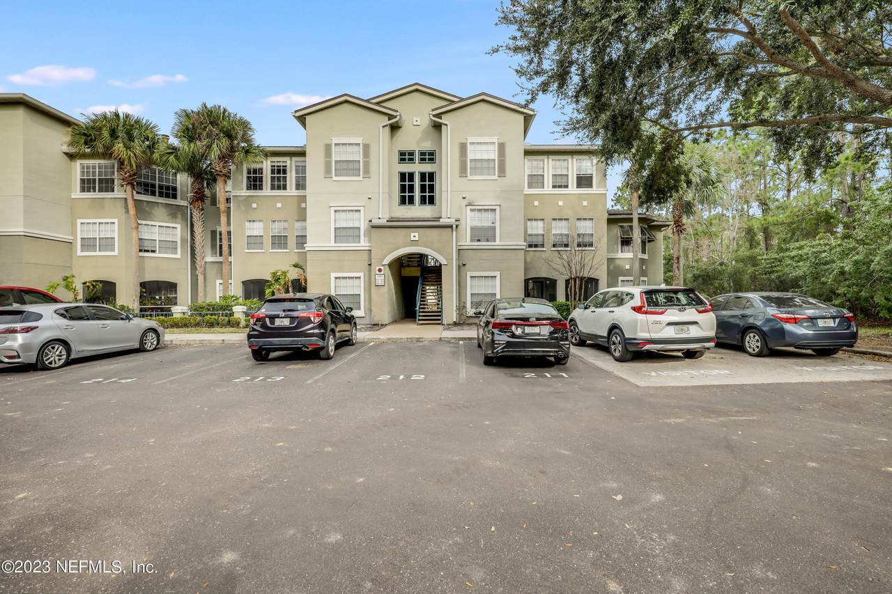 3591 Kernan Blvd - Photo 1