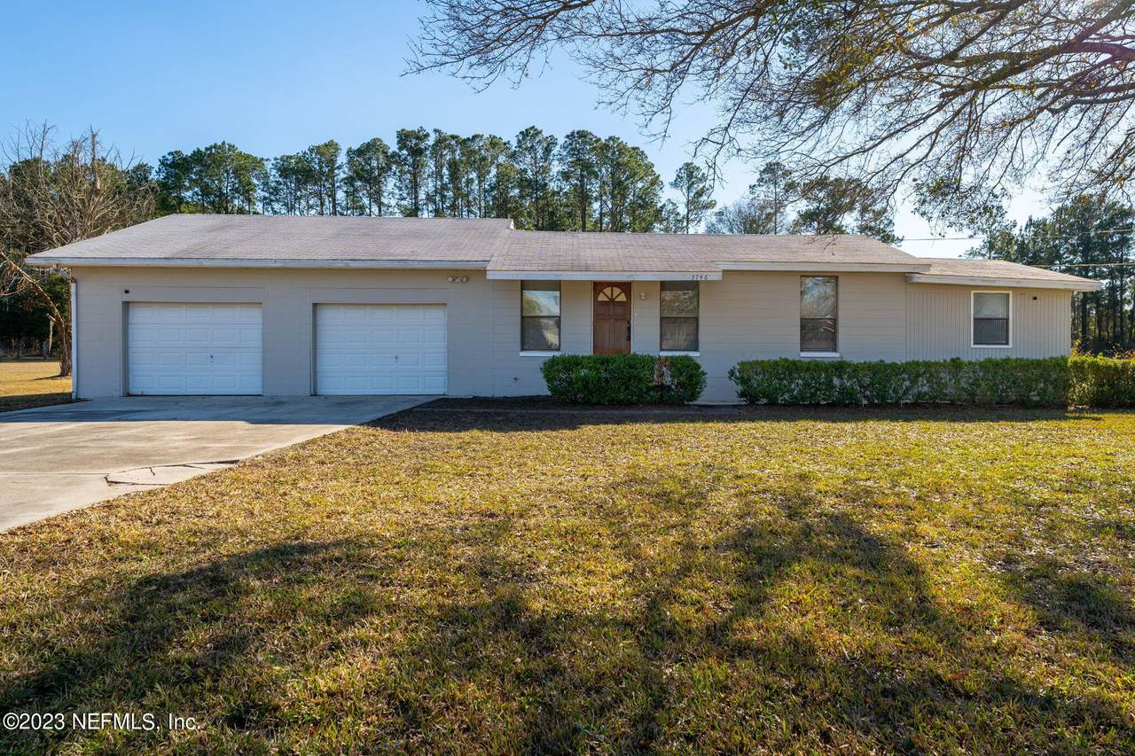 3746 Hemlock St - Photo 1