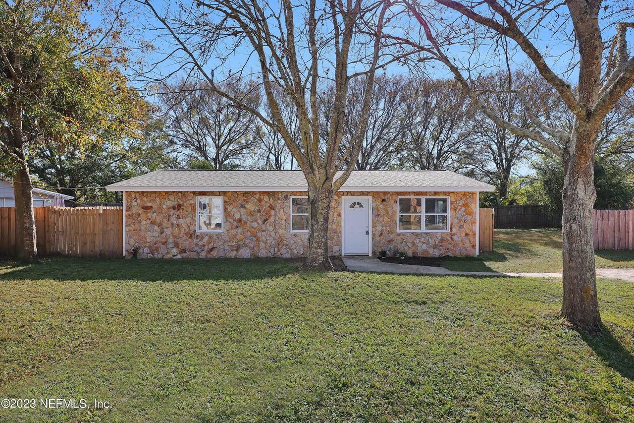 12220 Bayonne St - Photo 1