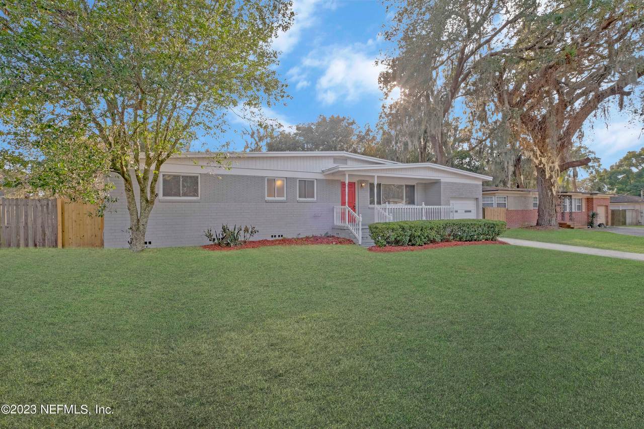 5440 Oliver St - Photo 1