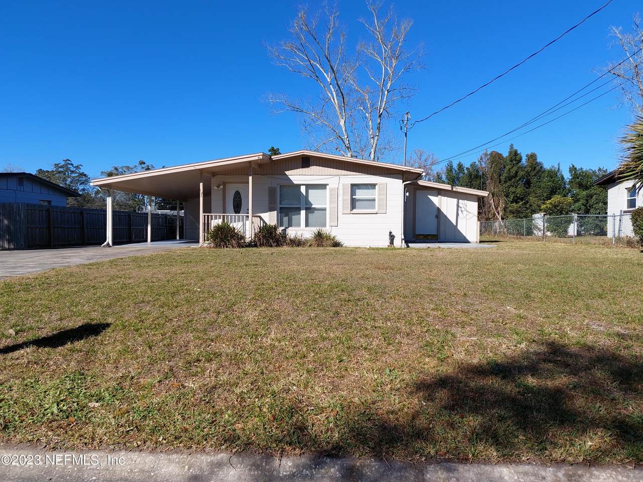 443 Brighton Ave - Photo 1