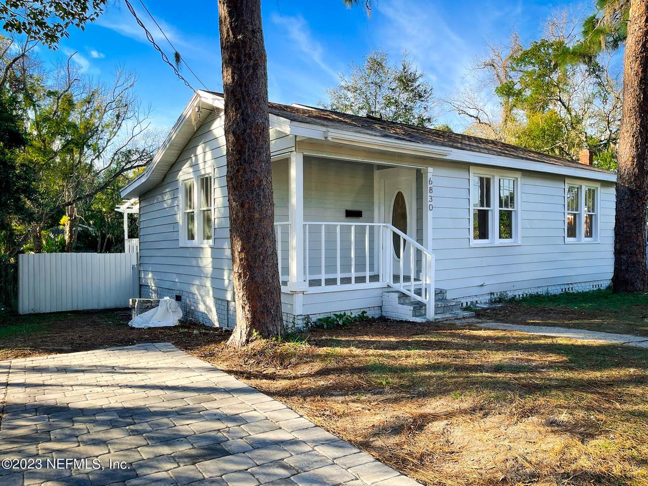 6830 Perry St - Photo 1