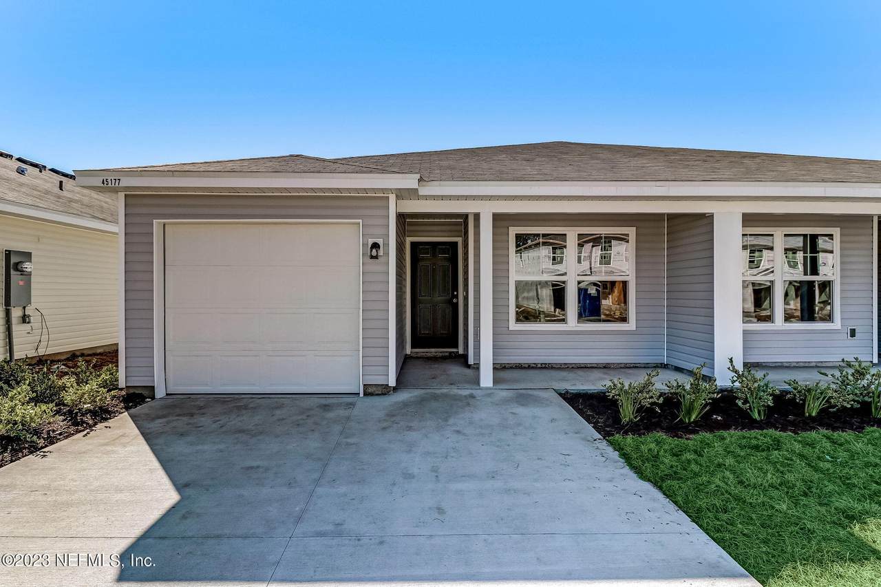45177 Red Brick Dr - Photo 1
