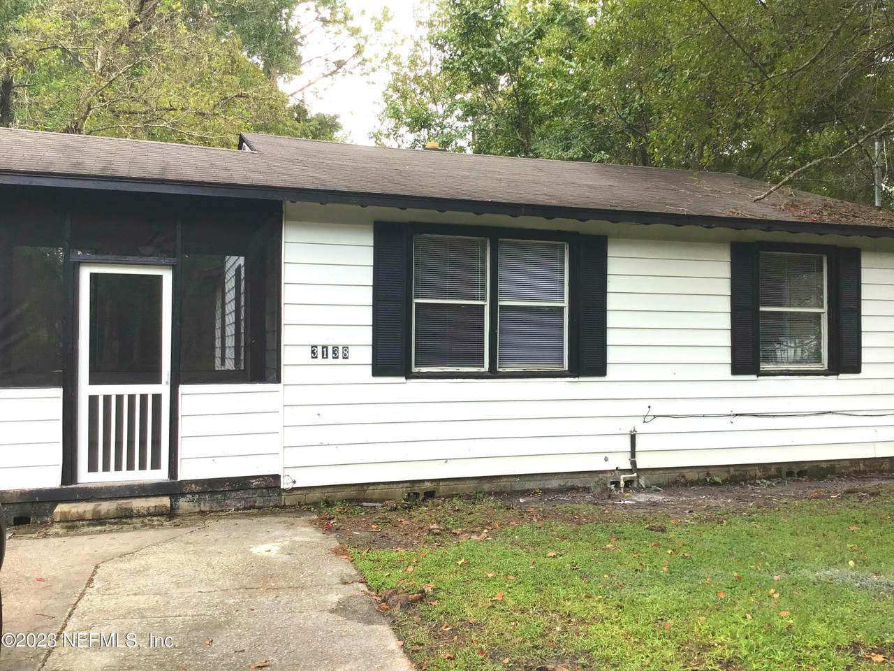 3138 Columbus Ave - Photo 1