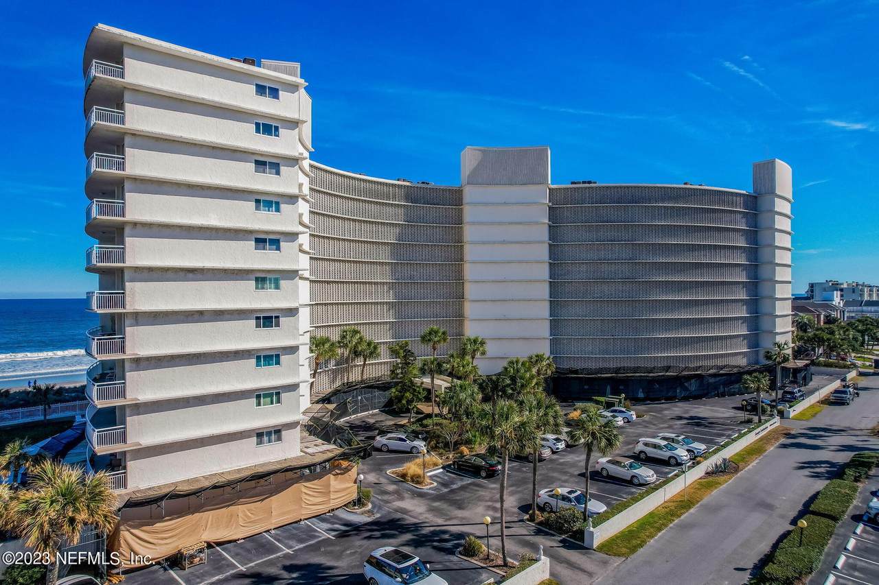 1601 Ocean Dr - Photo 1