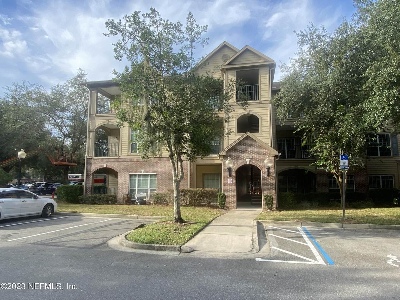7800 Point Meadows Dr - Photo 1