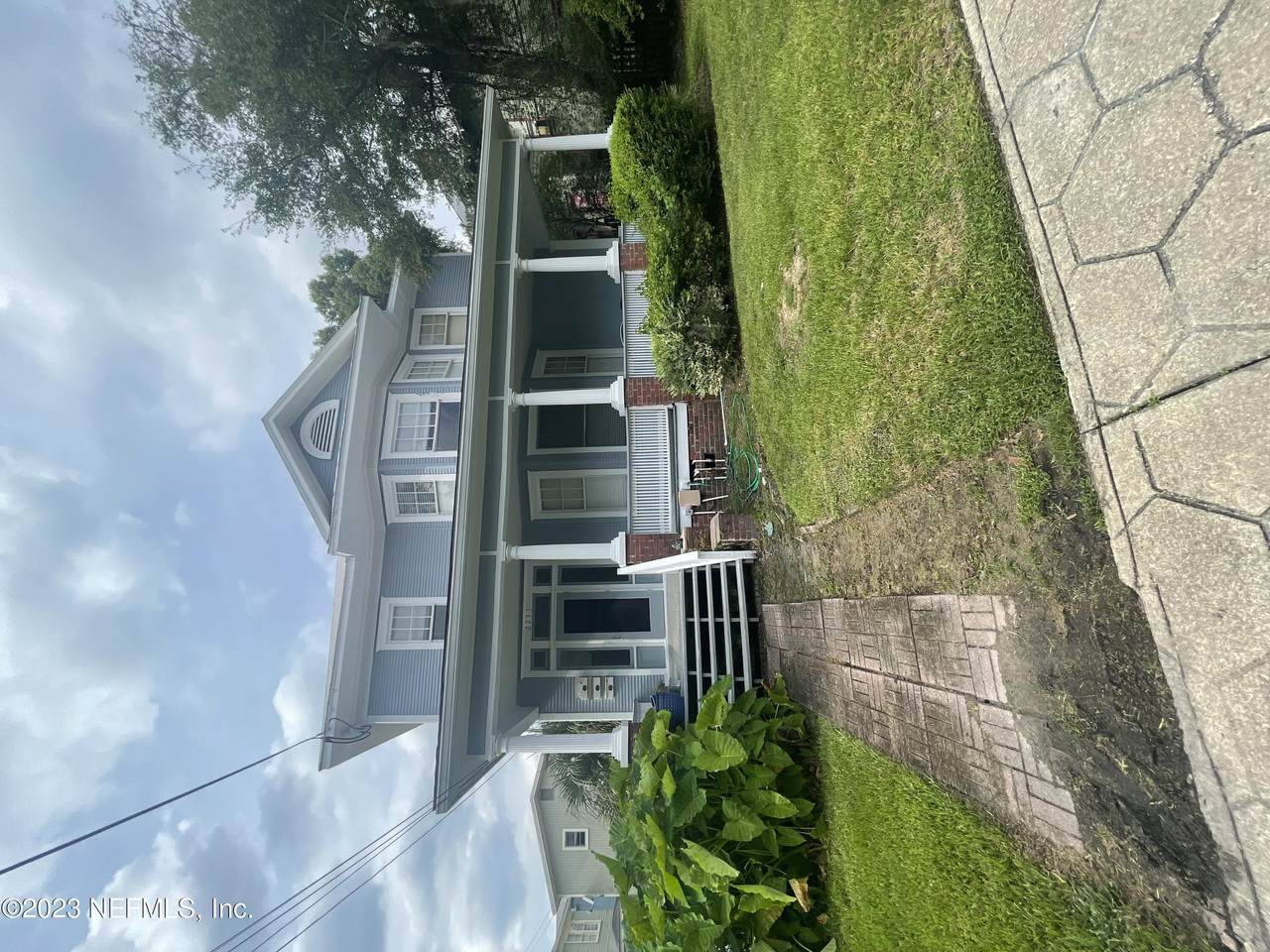 2253 Herschel St - Photo 1