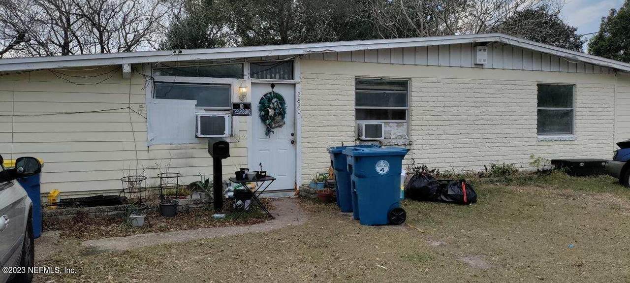 2820 Rogero Rd - Photo 1