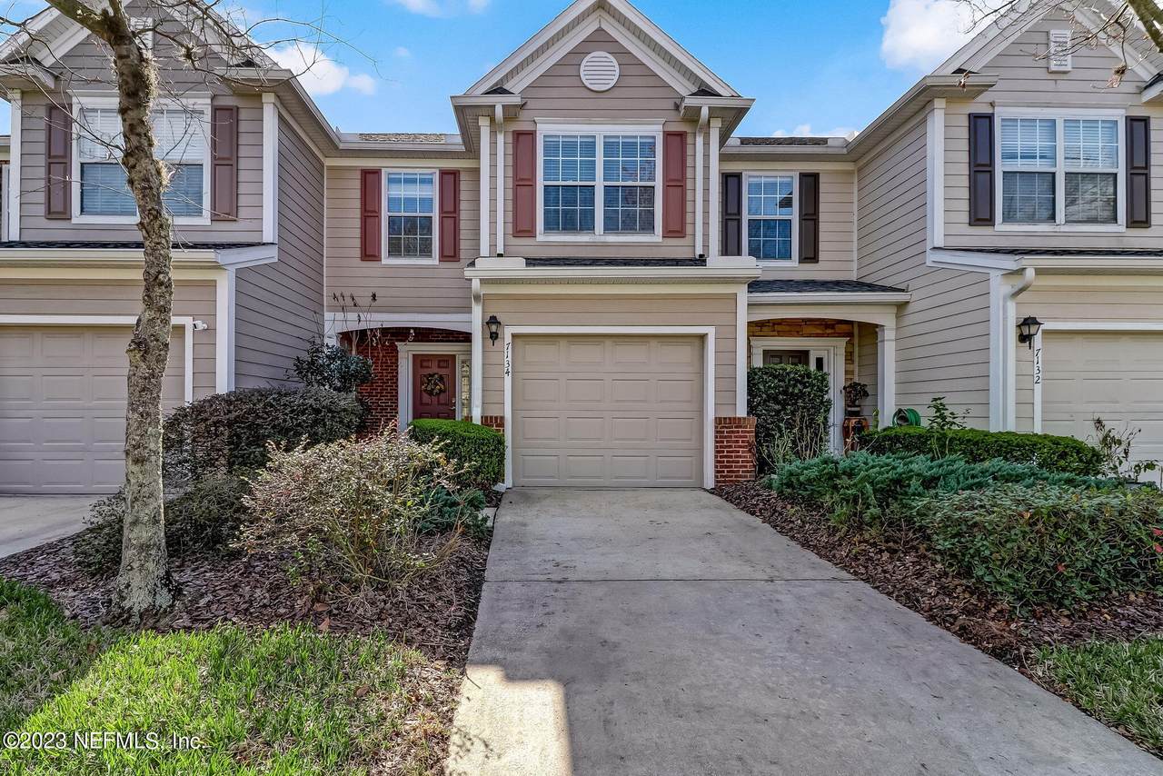 7134 Stonelion Cir - Photo 1