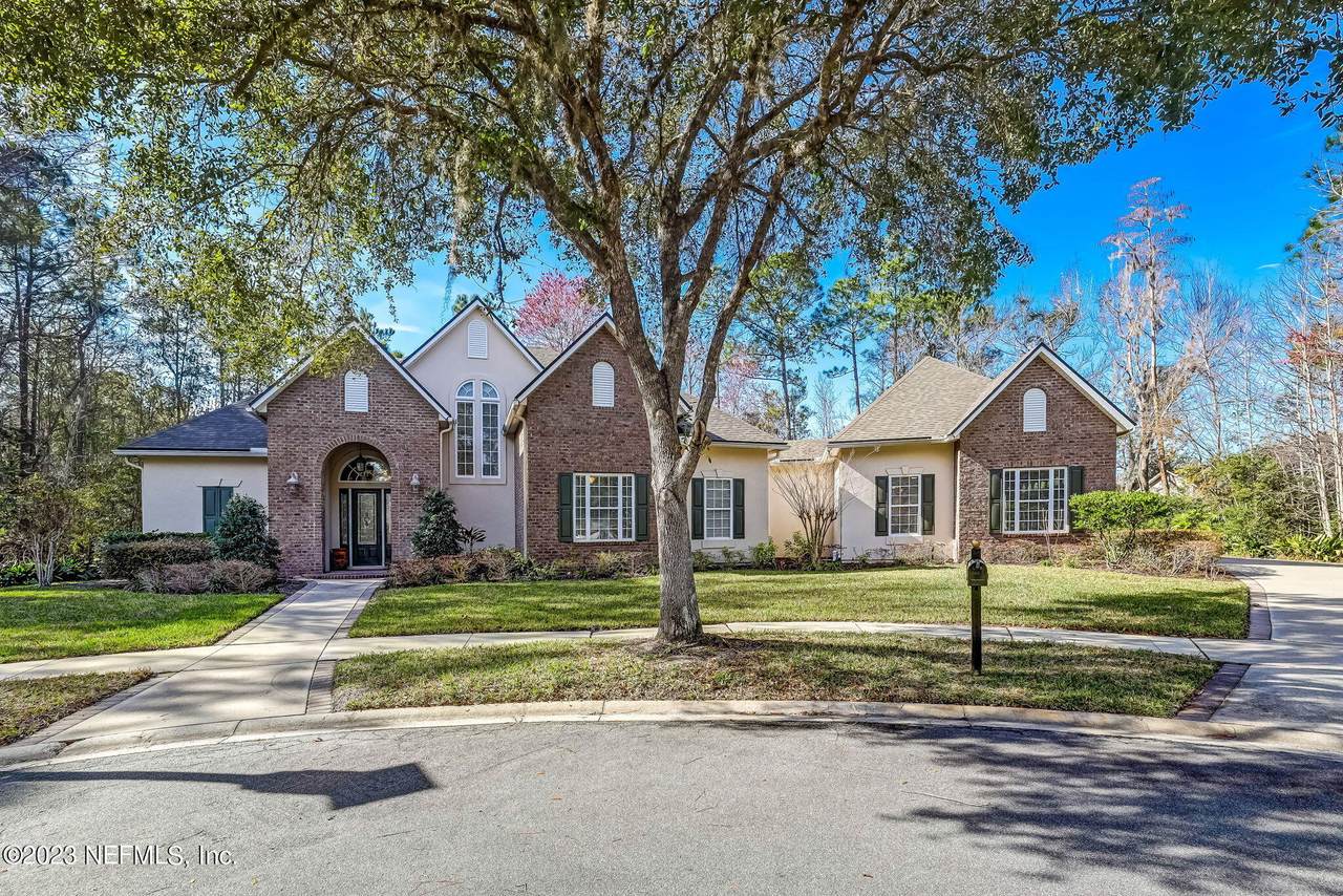 305 Oakhaven Ct - Photo 1