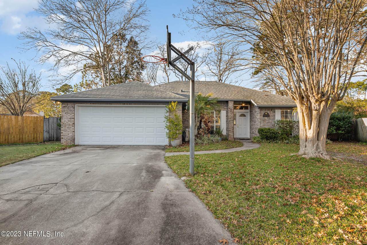 10682 Eaglet Ct - Photo 1