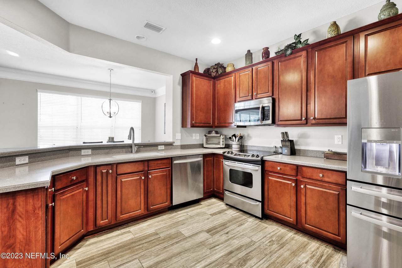 6475 White Flower Ct - Photo 1