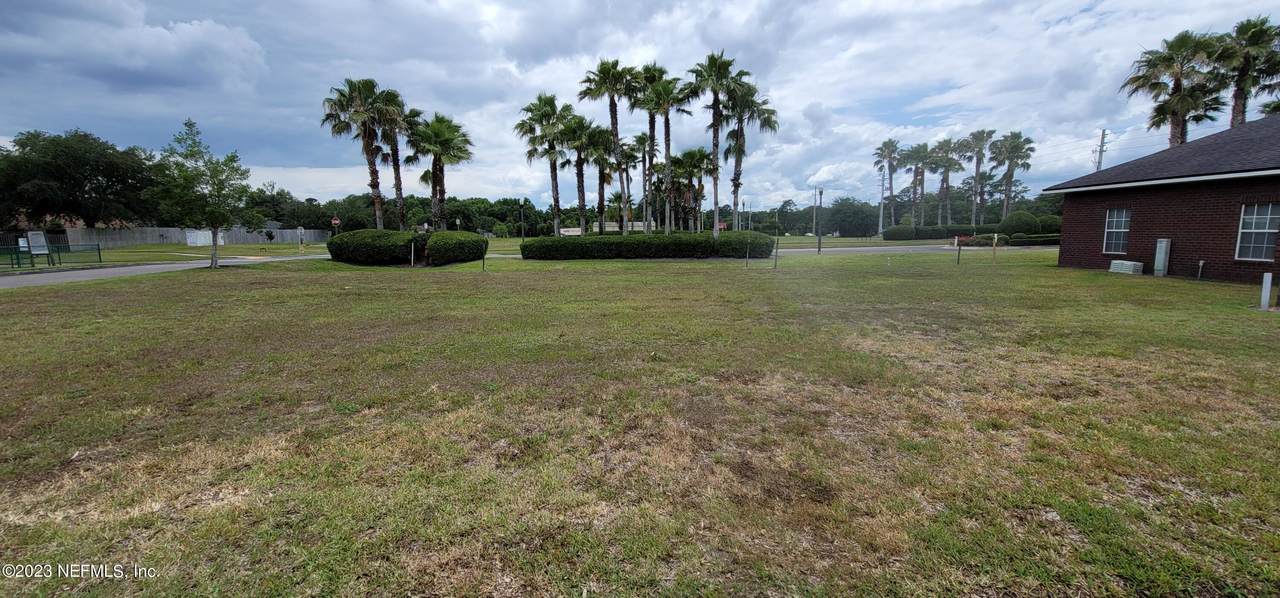 10250 Normandy Boulevard - Photo 1