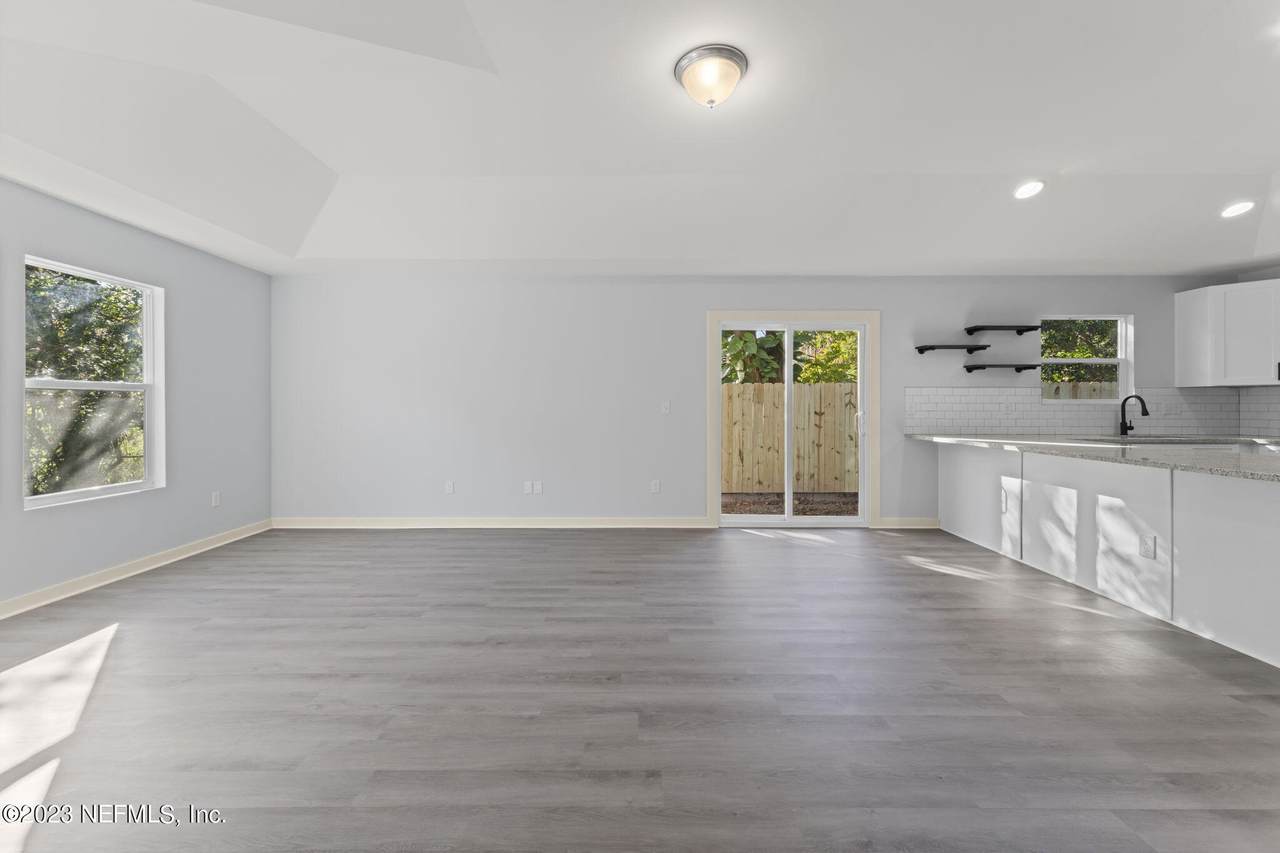 3515 Lewis Speedway, St Augustine, FL 32084 (MLS 2015848) United