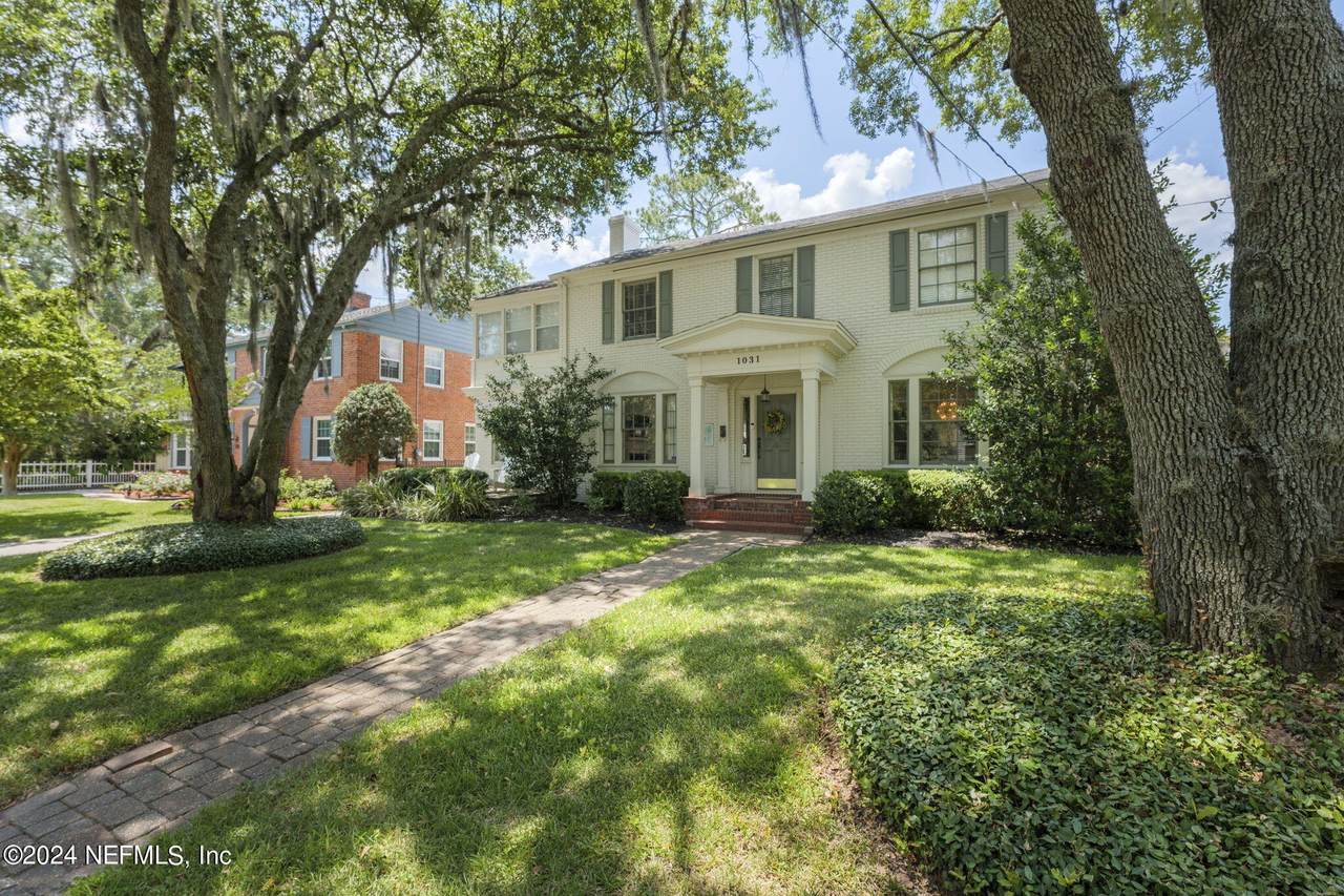 1031 River Oaks Road - Photo 1