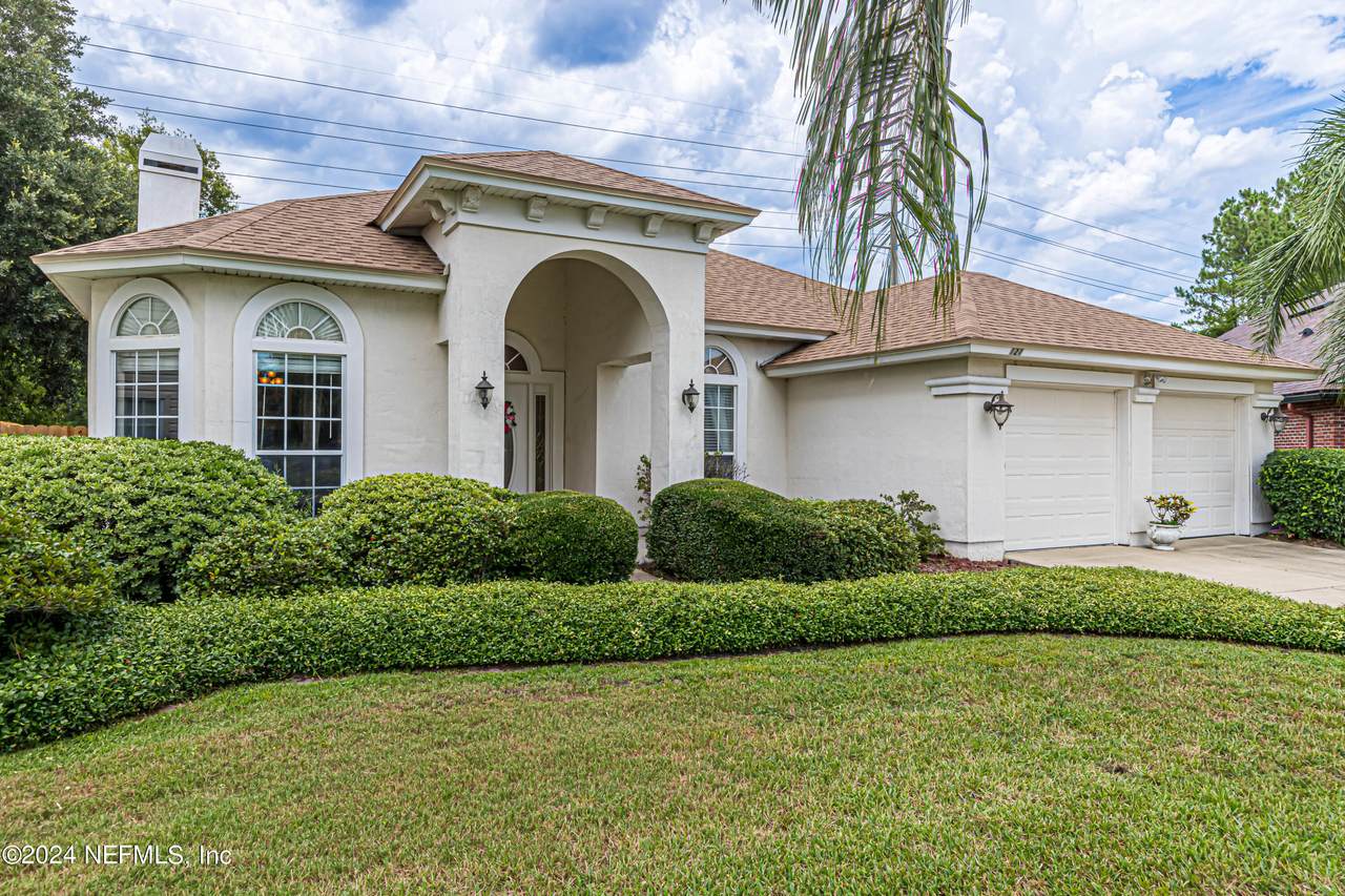 121 Zachary Drive - Photo 1