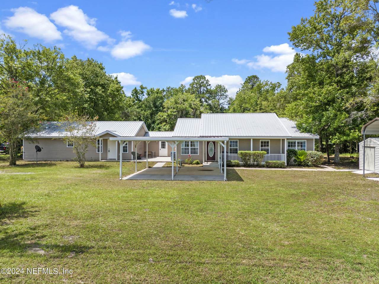 4615 State Road 16 - Photo 1