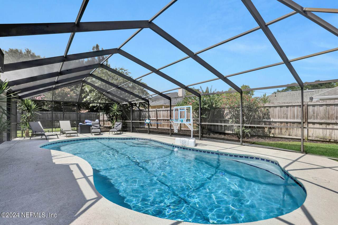 4737 Mountain Breeze Court - Photo 1