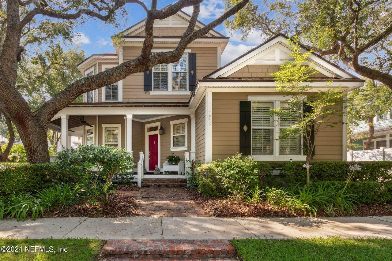1915 Hometown Drive - Photo 1