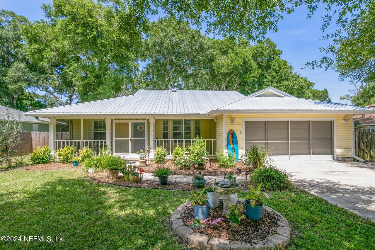 215 Hawthorne Road - Photo 1
