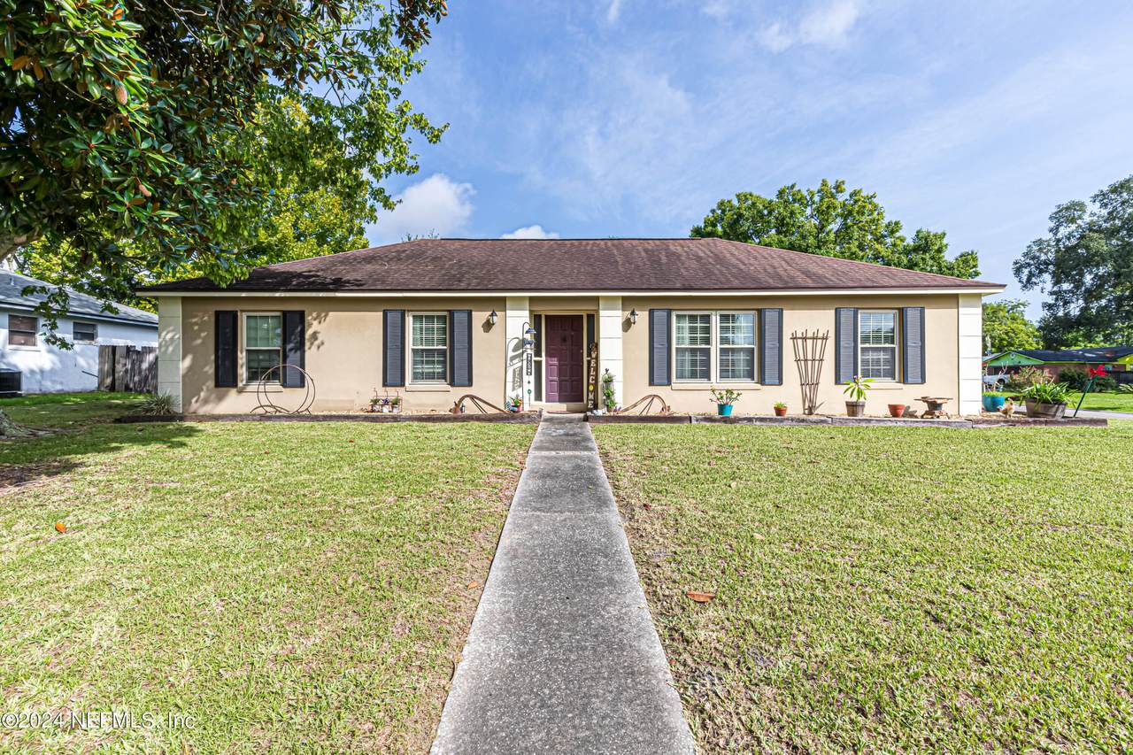 5442 Harden Avenue - Photo 1