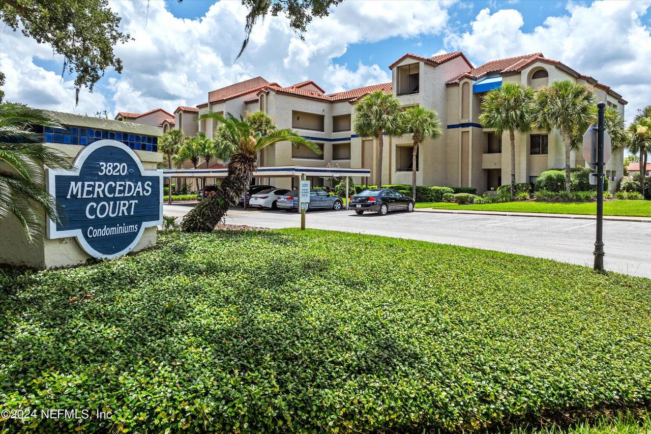 3820 Lavista Circle - Photo 1