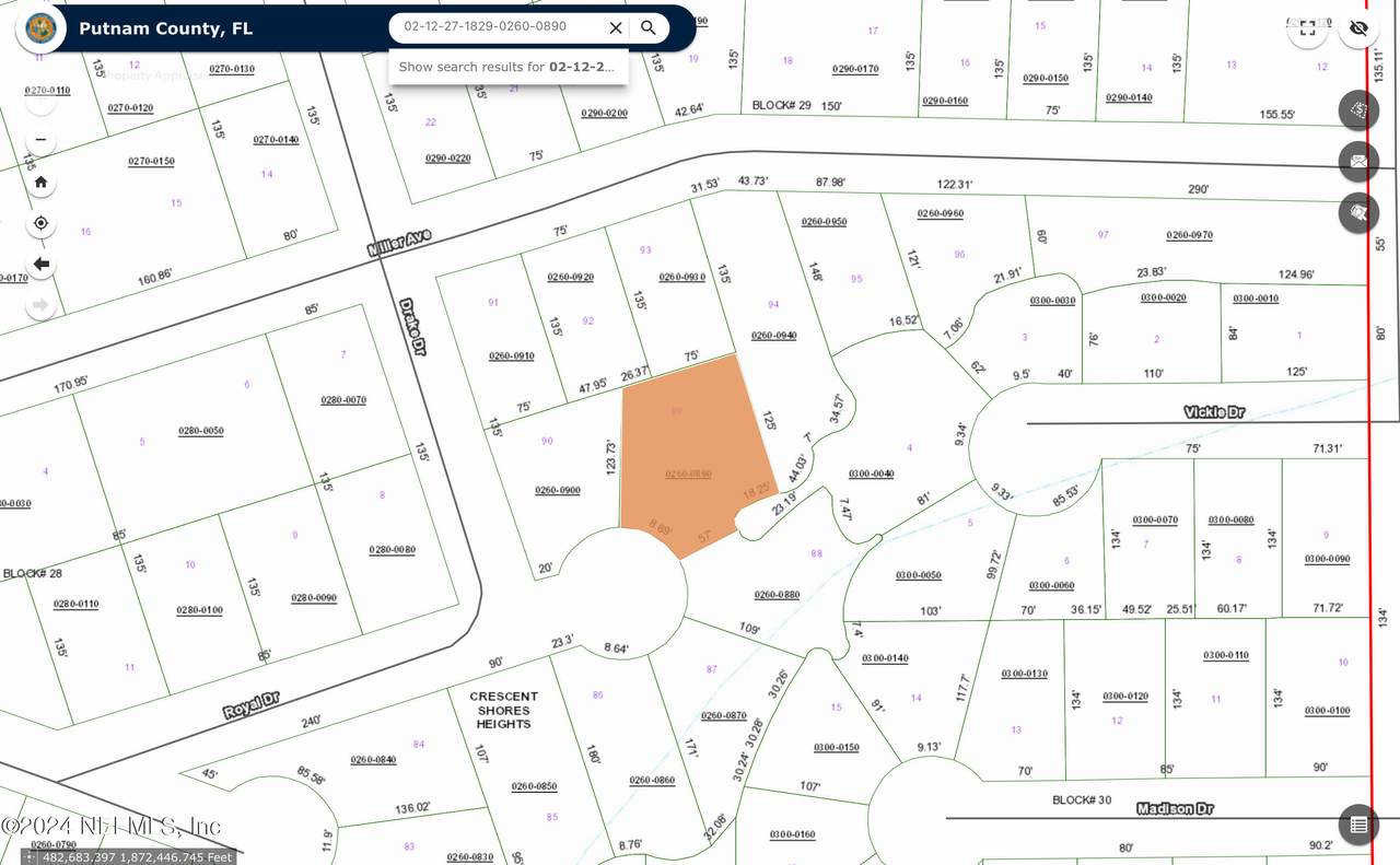 112 Royal Drive - Photo 1