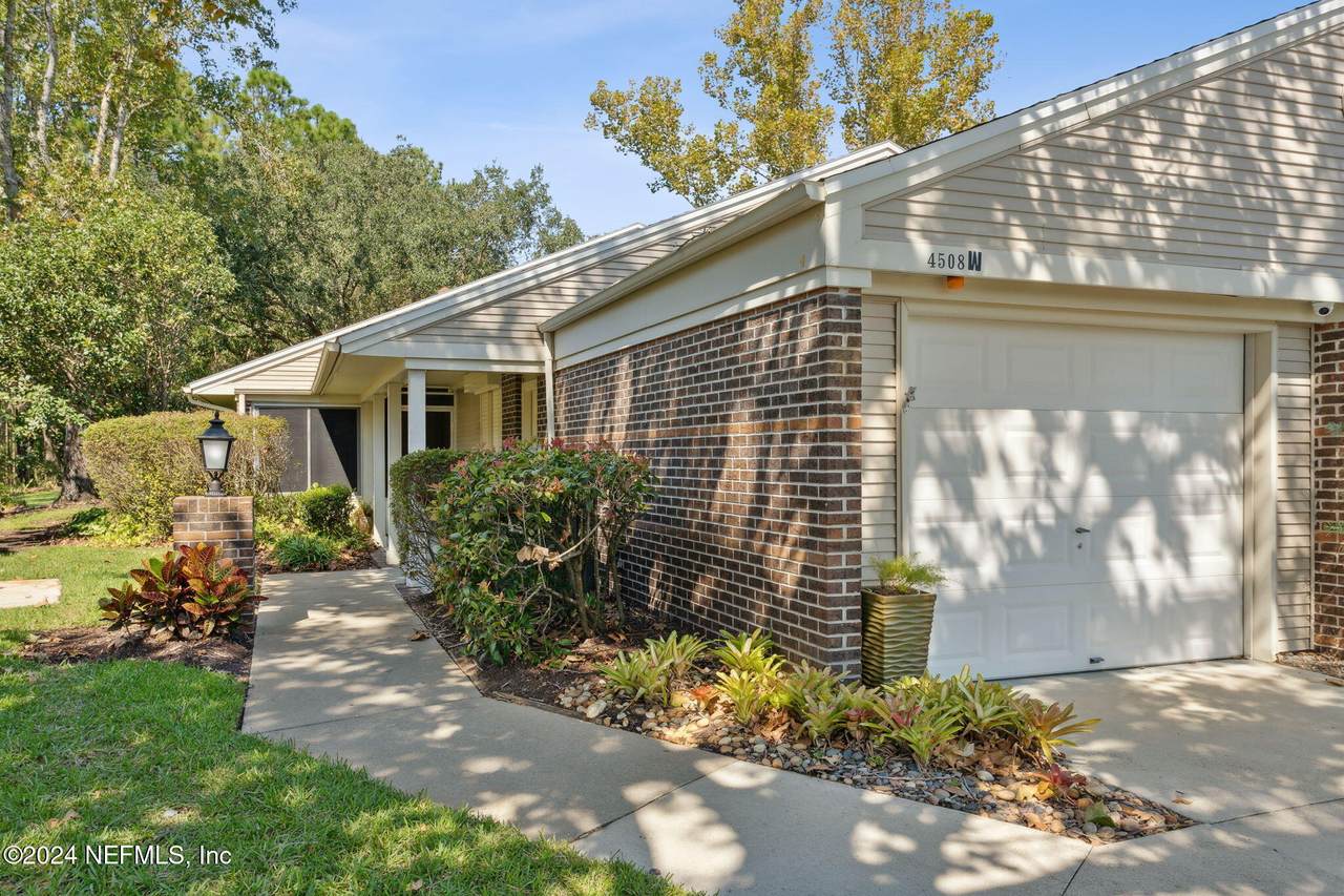 4508 Middleton Park Circle - Photo 1