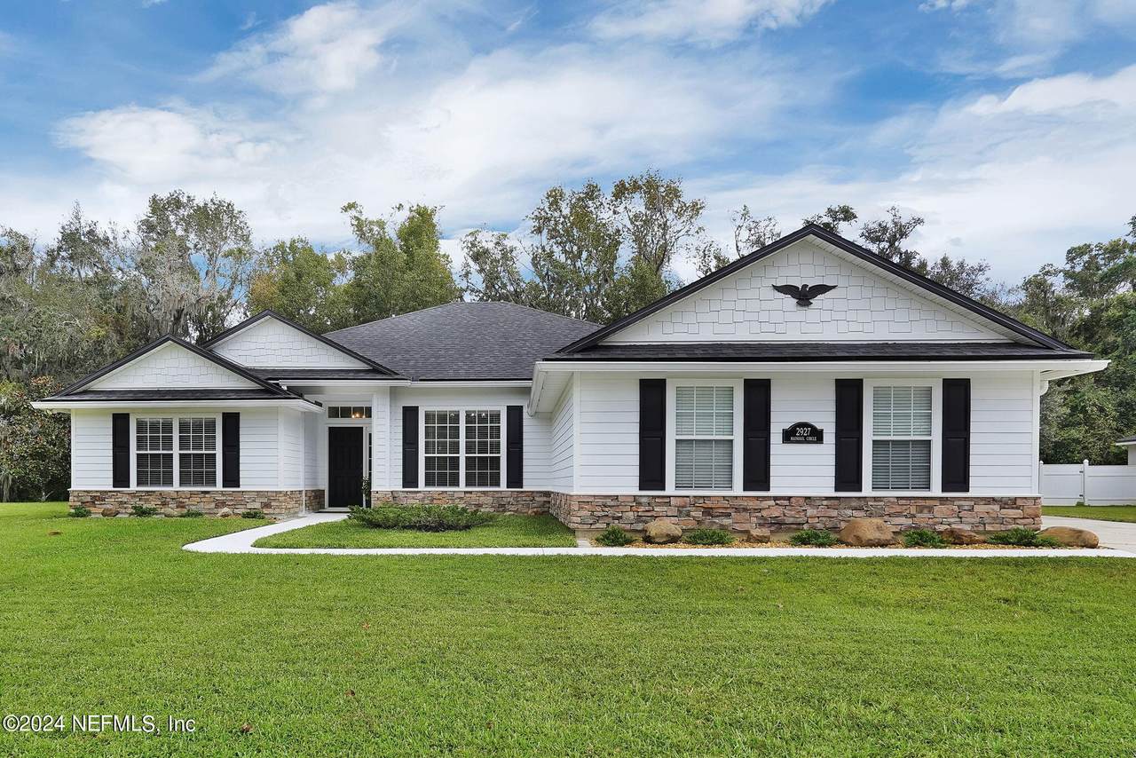 2927 Mainsail Circle - Photo 1