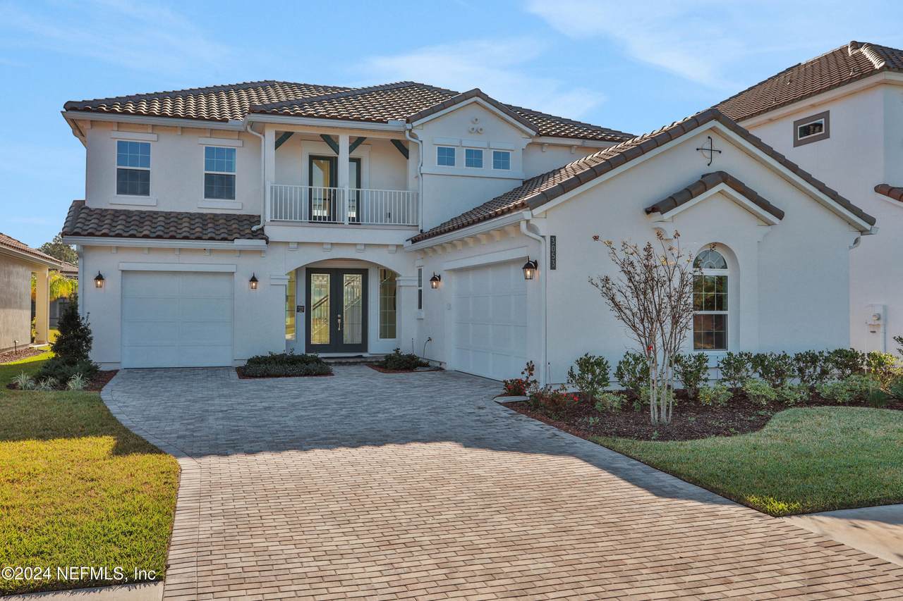 3053 Fiera Vista Drive - Photo 1