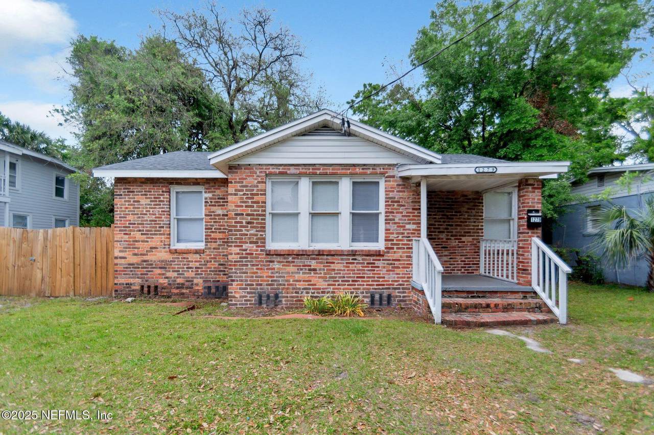 1279 20TH Street - Photo 1