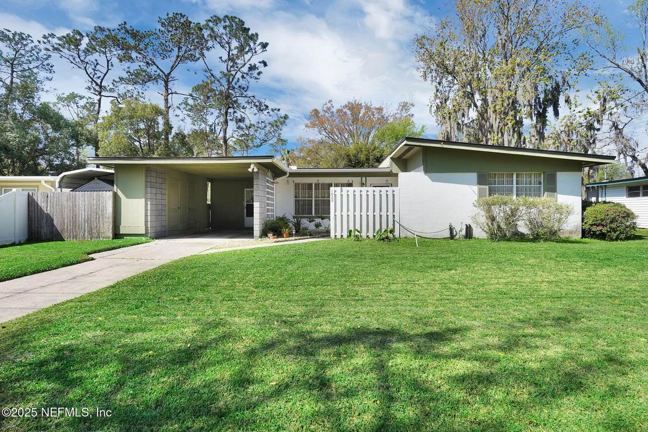 1028 Legay Avenue - Photo 1