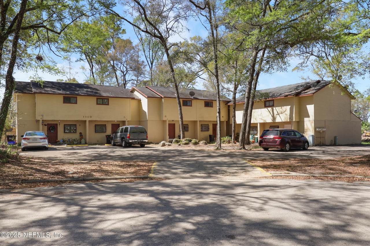 1110 62ND Terrace - Photo 1