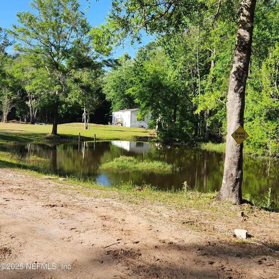 9533 Plummer Road - Photo 1