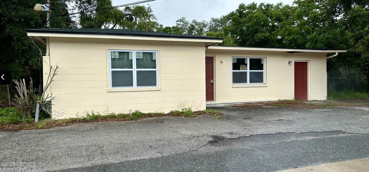 170 Arlington Road - Photo 1