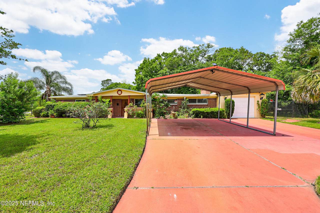9408 Evesham Road - Photo 1
