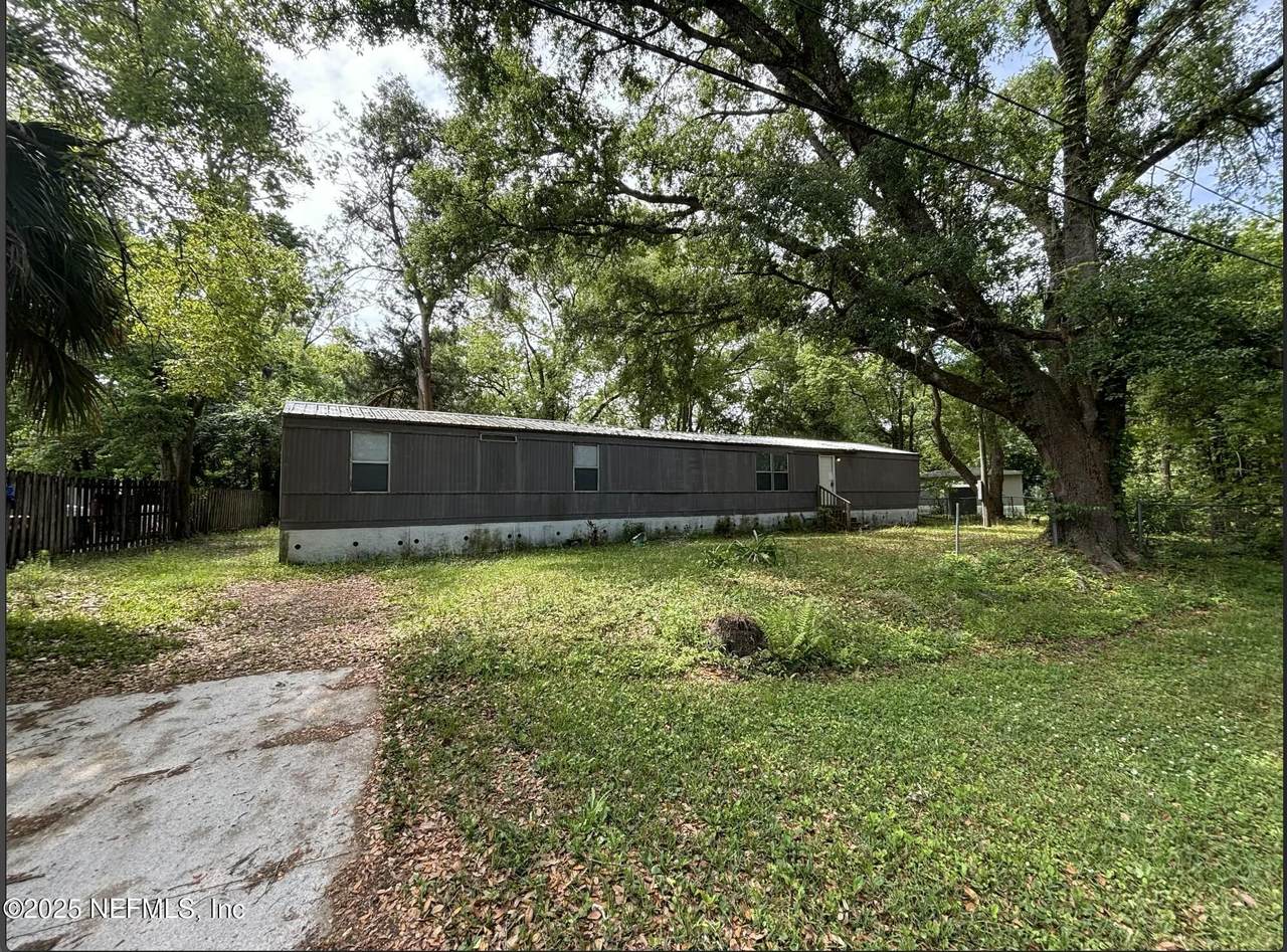 5336 Wabash Boulevard - Photo 1
