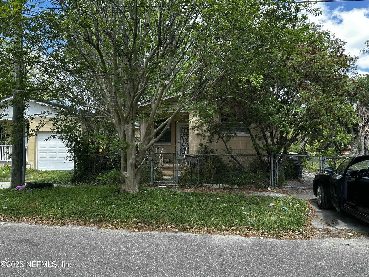1753 12TH Street - Photo 1