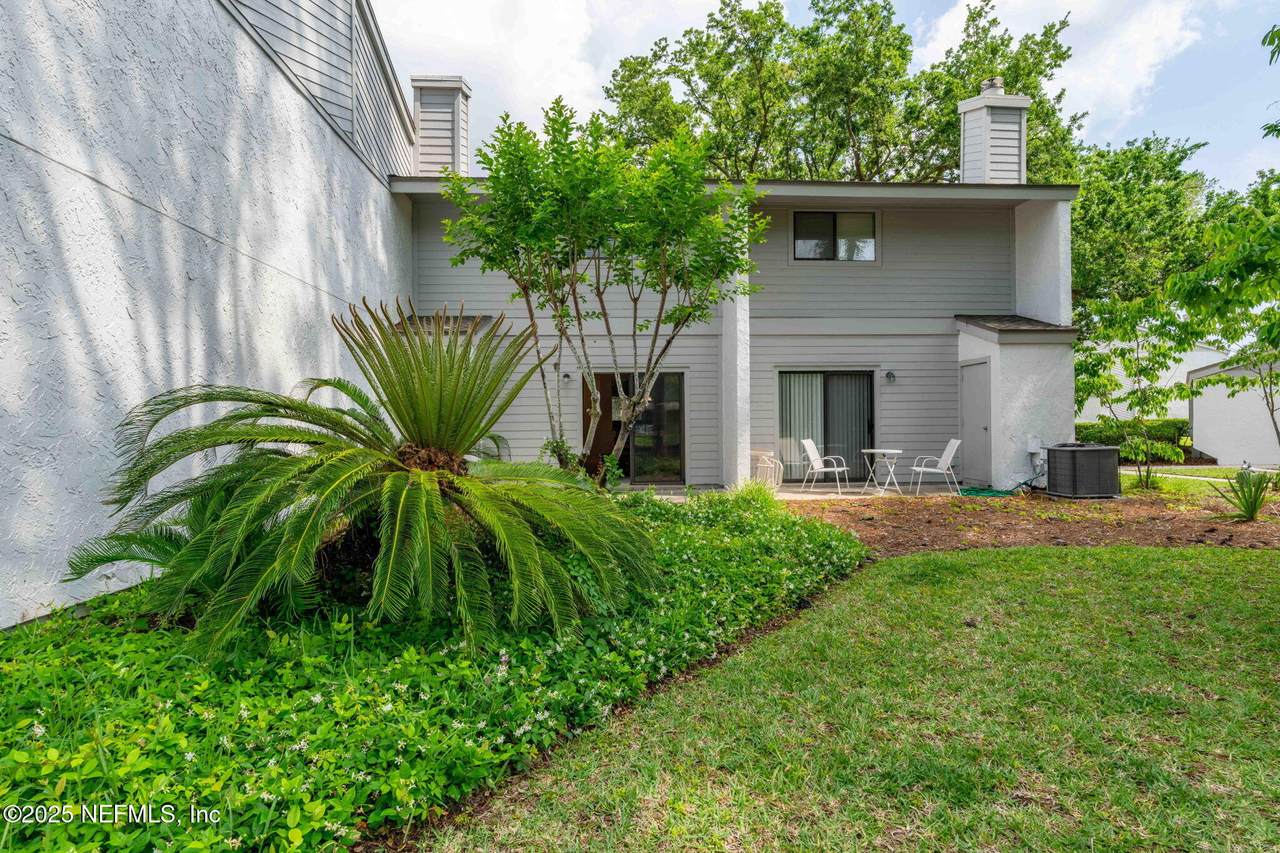2032 Sea Hawk Circle - Photo 1