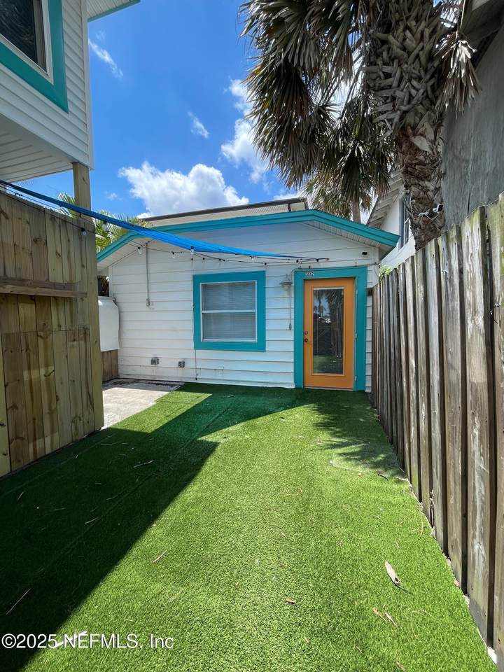 590 1ST Street - Photo 1