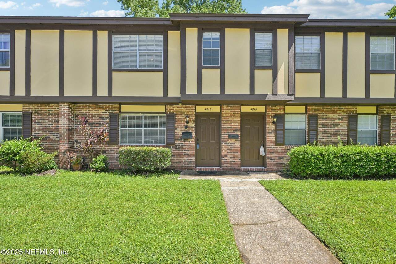 4813 Cherwell Lane - Photo 1