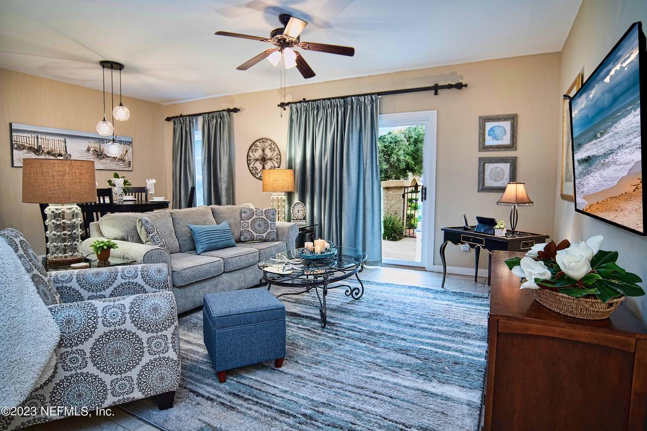 955 Registry Boulevard - Photo 1
