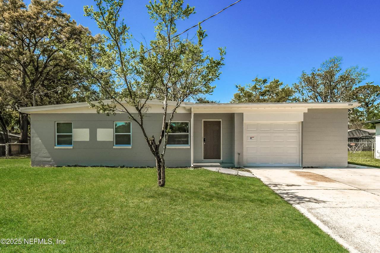 10560 Citrus Lane - Photo 1