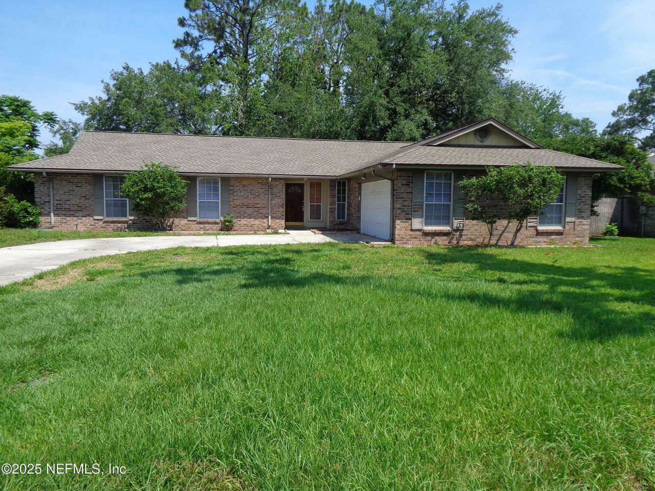 812 Maplewood Lane - Photo 1