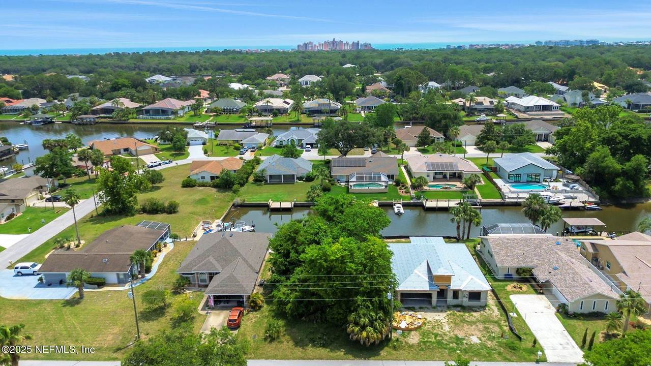 44 Comanche Court - Photo 1