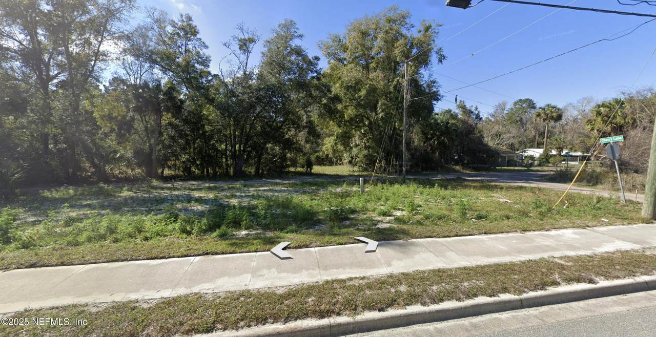 171 State Road 207 - Photo 1